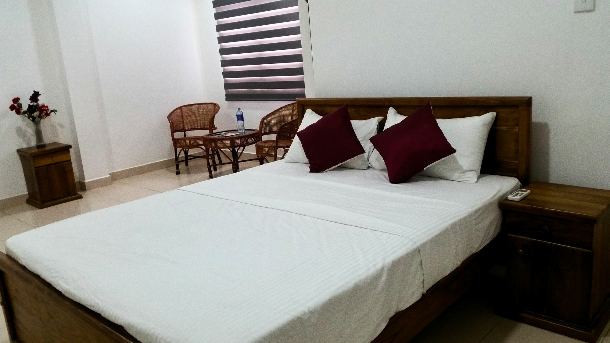 Ocean Pebbles Dehiwala-Mount Lavinia Exterior foto